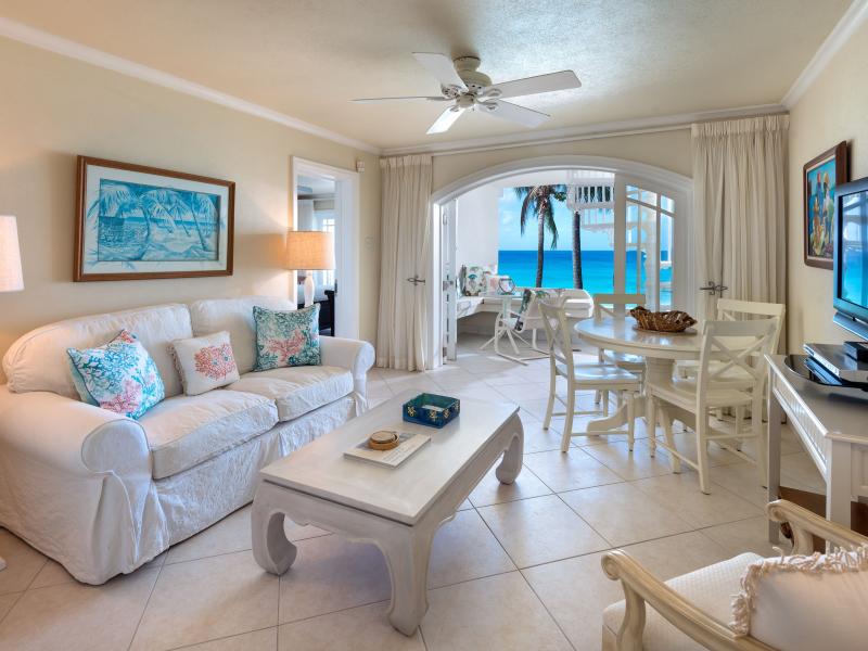 Reeds House 13 - Beachfront Penthouse , Beachfront villas Barbados , Lower Carlton , Reeds Bay , Reeds House , St James , West Coast Barbados 