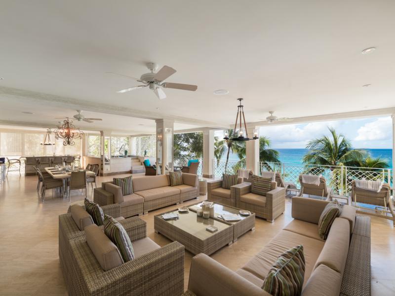 Smugglers Cove 6 , Beachfront villas Barbados , Paynes Bay , St James , West Coast Barbados 