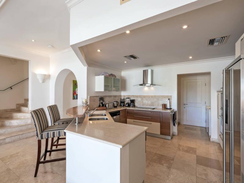 Schooner Bay 306 - The Penthouse - Beachfront , Beachfront villas Barbados , Schooner Bay , Speightstown , St Lucy , West Coast Barbados 