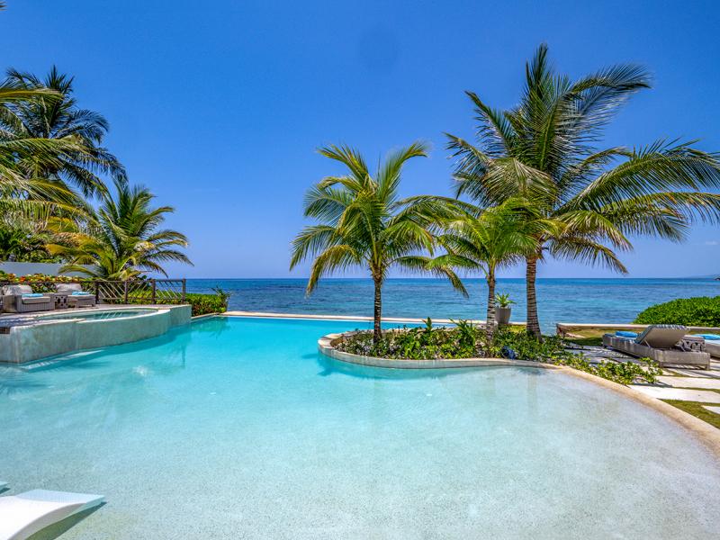 Tradewinds on the Sea , Montego Bay , Tryall 