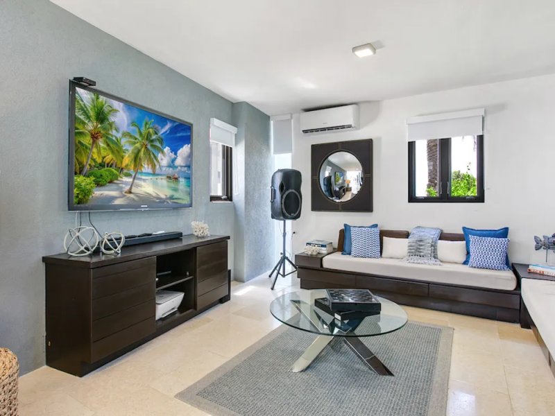 Triton Villa at Kamique , Lockrum 