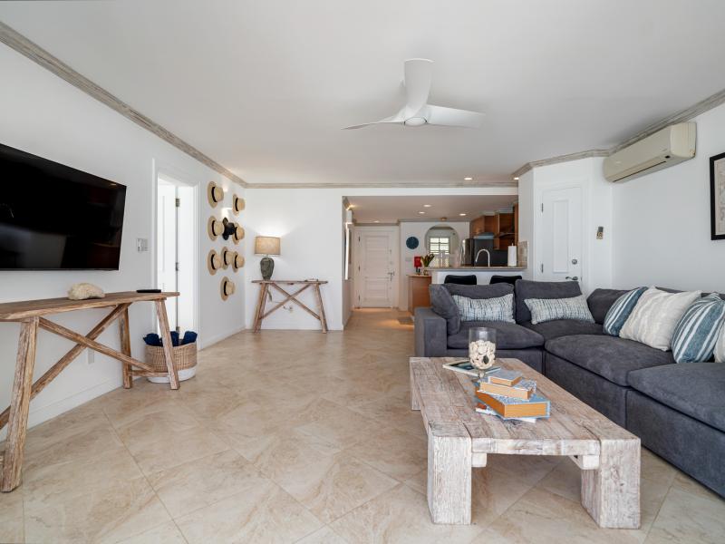 Villas on The Beach 304 , Holetown 