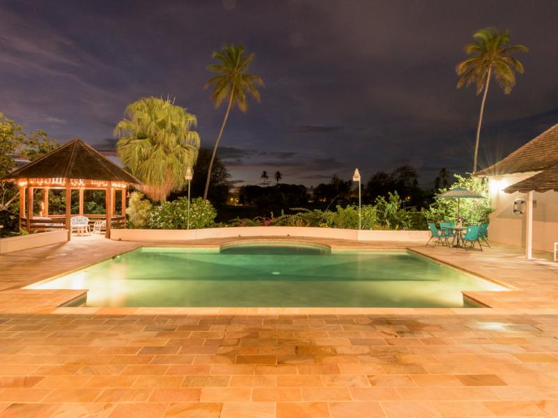 Villa Bimiti , Mount Irvine 