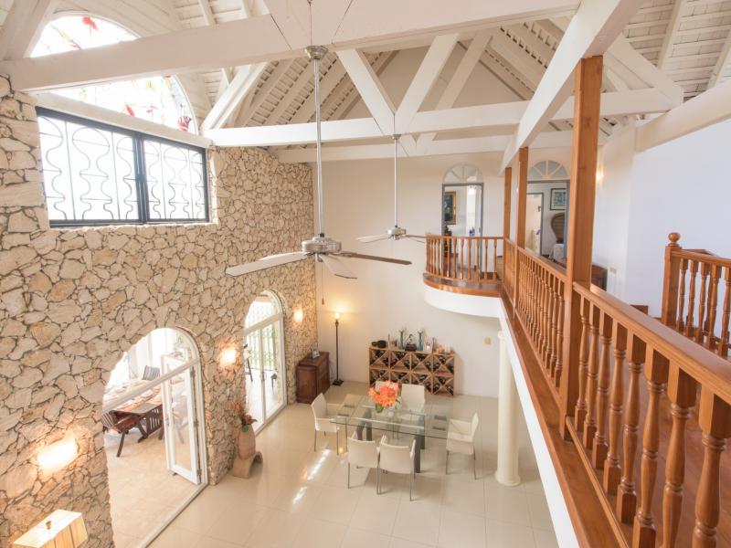 Villa Bimiti , Mount Irvine 