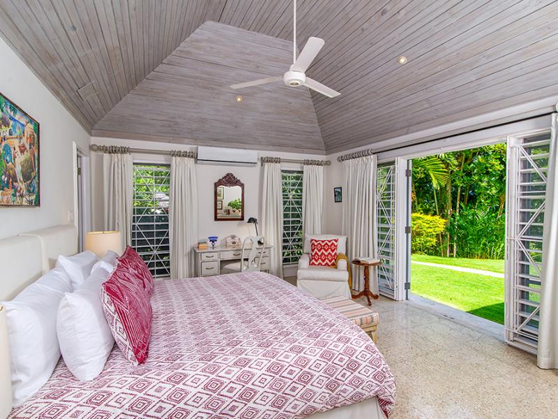 Almond Hill , Montego Bay 