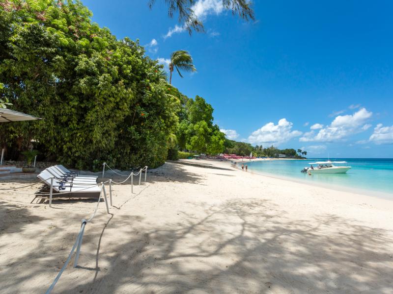 Bluff House & Cottage -Sandy Lane Beach , Beachfront villas Barbados , Sandy Lane Beach , Sandy Lane Estate , St James , West Coast Barbados 