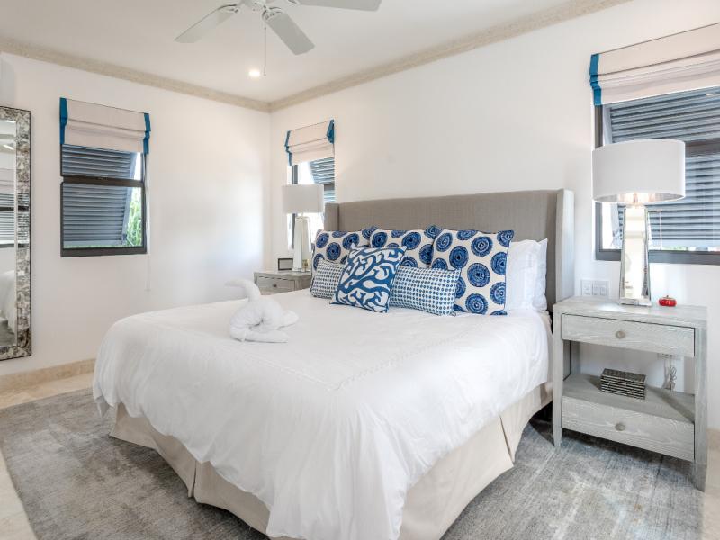 Dolphin Beach House - beachfront , Beachfront villas Barbados , Fitts Village , St James , West Coast Barbados 