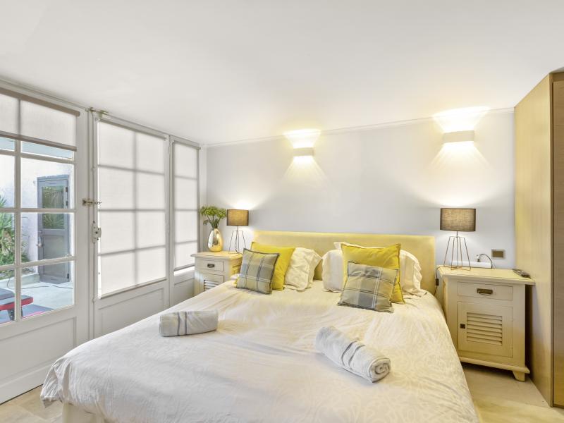 La Sarriette , Cote D'Azur 