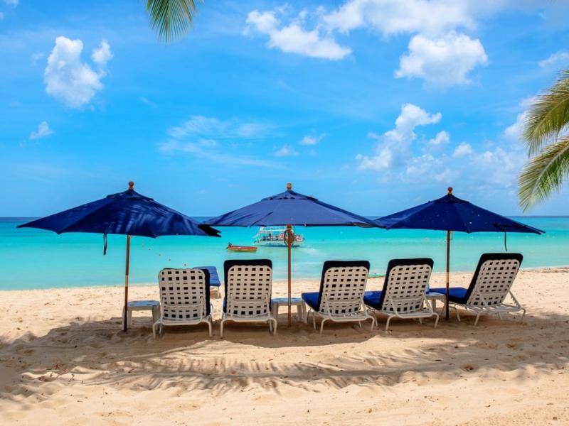 Smugglers Cove 3 , Beachfront villas Barbados , Paynes Bay , St James , West Coast Barbados 